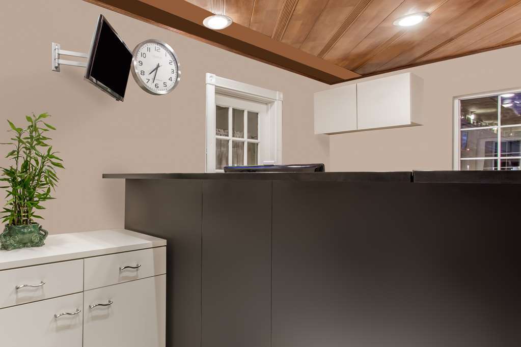 Howard Johnson By Wyndham Hotel 2*