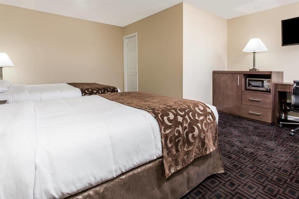 Howard Johnson By Wyndham 2* Berkeley